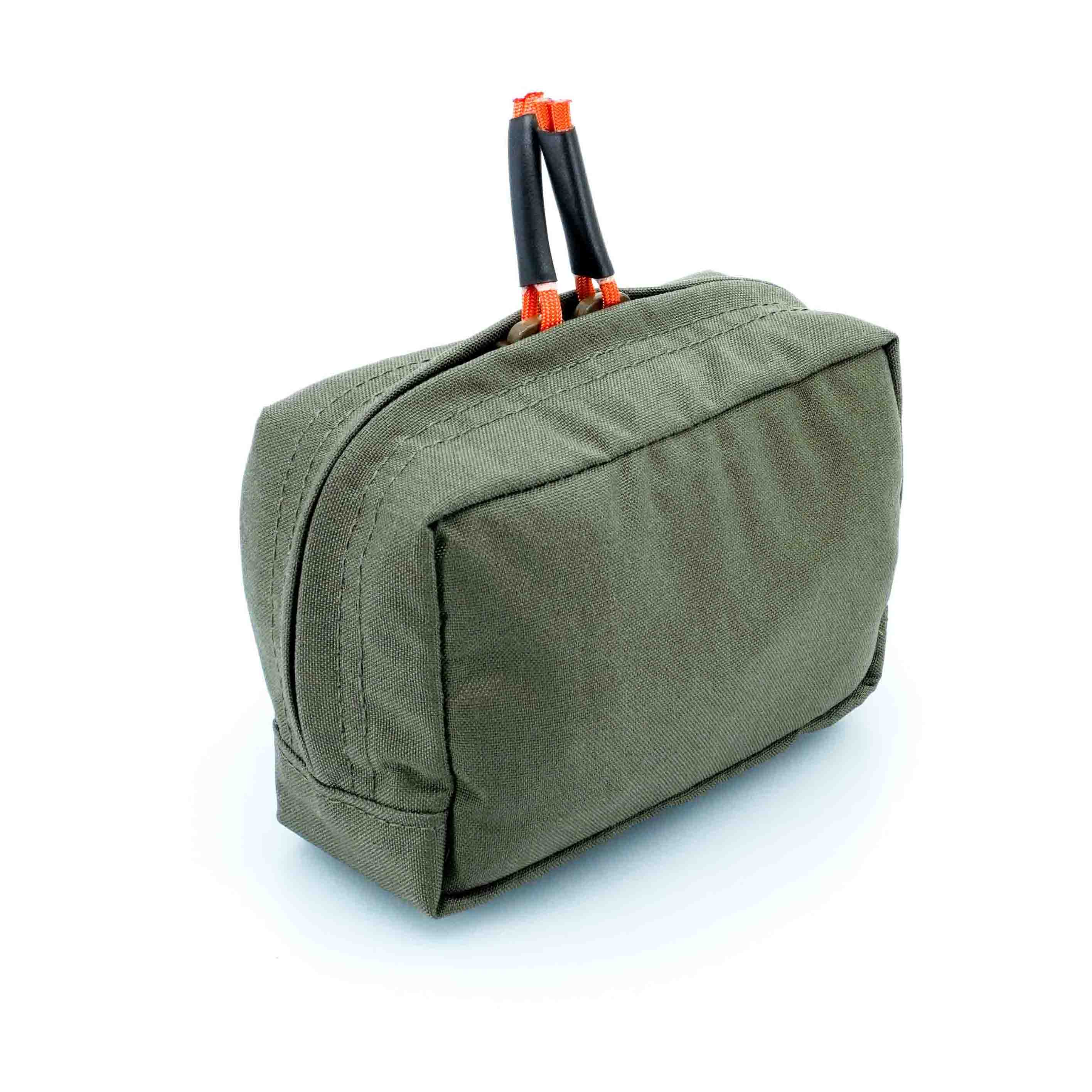 Hunting Small Horizontal Zip Pouch