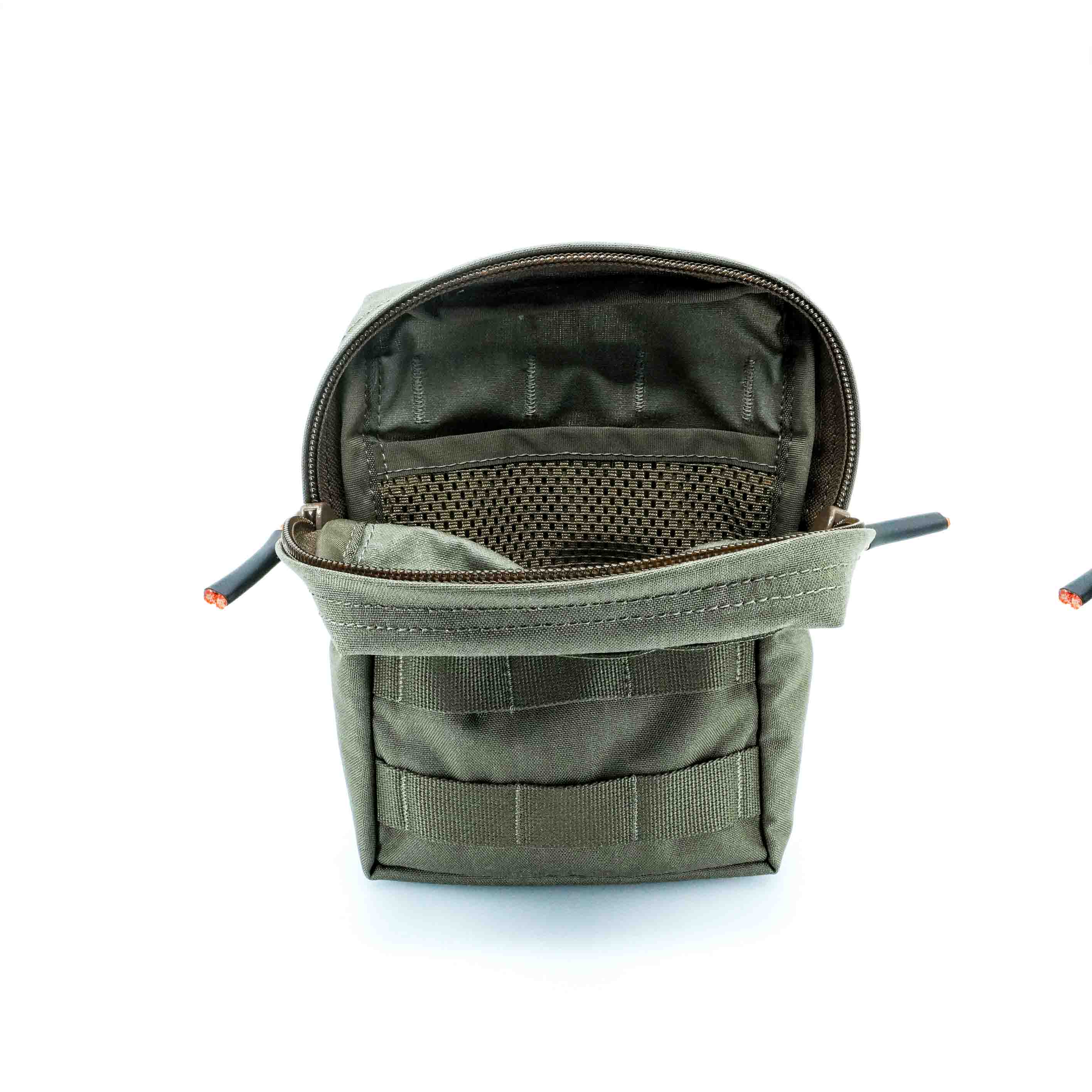 Hunting Medium Zip Pouch